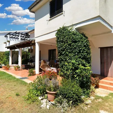 With Parking Space Banjole, - 20675 Apartament