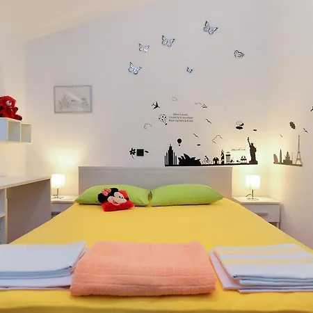 With Parking Space Banjole, - 20675 Appartement