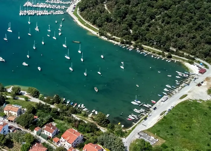 With Parking Space Banjole, - 20675 * Pula