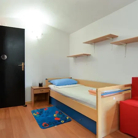 With Parking Space Banjole, - 20675 * Πούλα